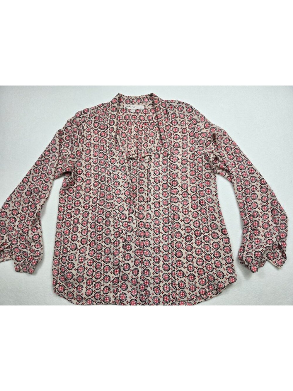 Ann Taylor Loft Petites MP Long-Sleeve Patterned Blouse Button Cuffs Pink/Black